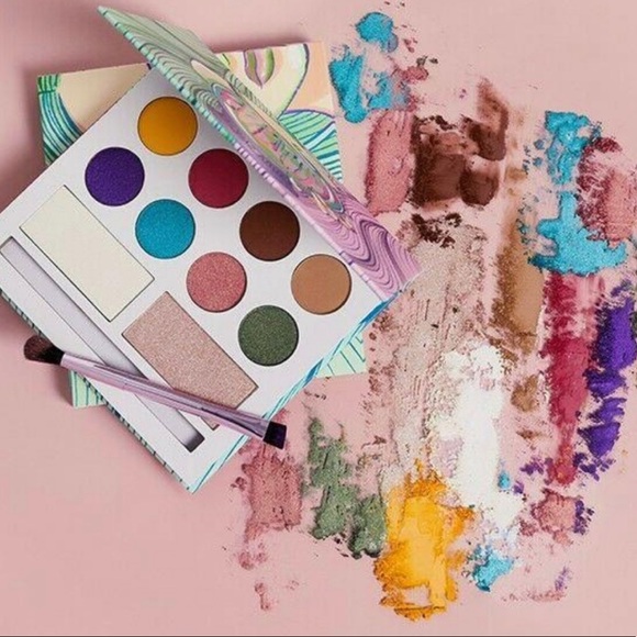 Laura Sanchez. Moods. Eyeshadow Palette - Picture 3 of 3